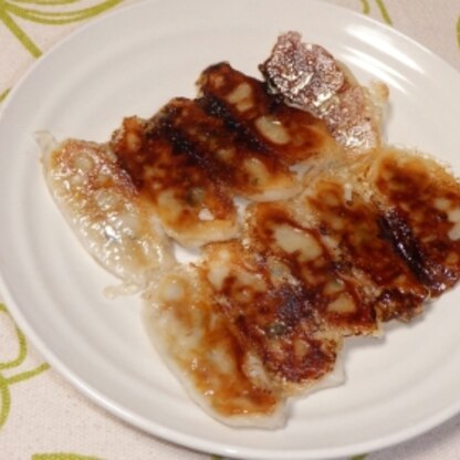 冷蔵の餃子で作ってみましたが良い感じに焼き上がりました。
ご馳走様でした。
今後ともよろしくお願いします。
今日のおすすめ献立で私のレシピが紹介されています♪